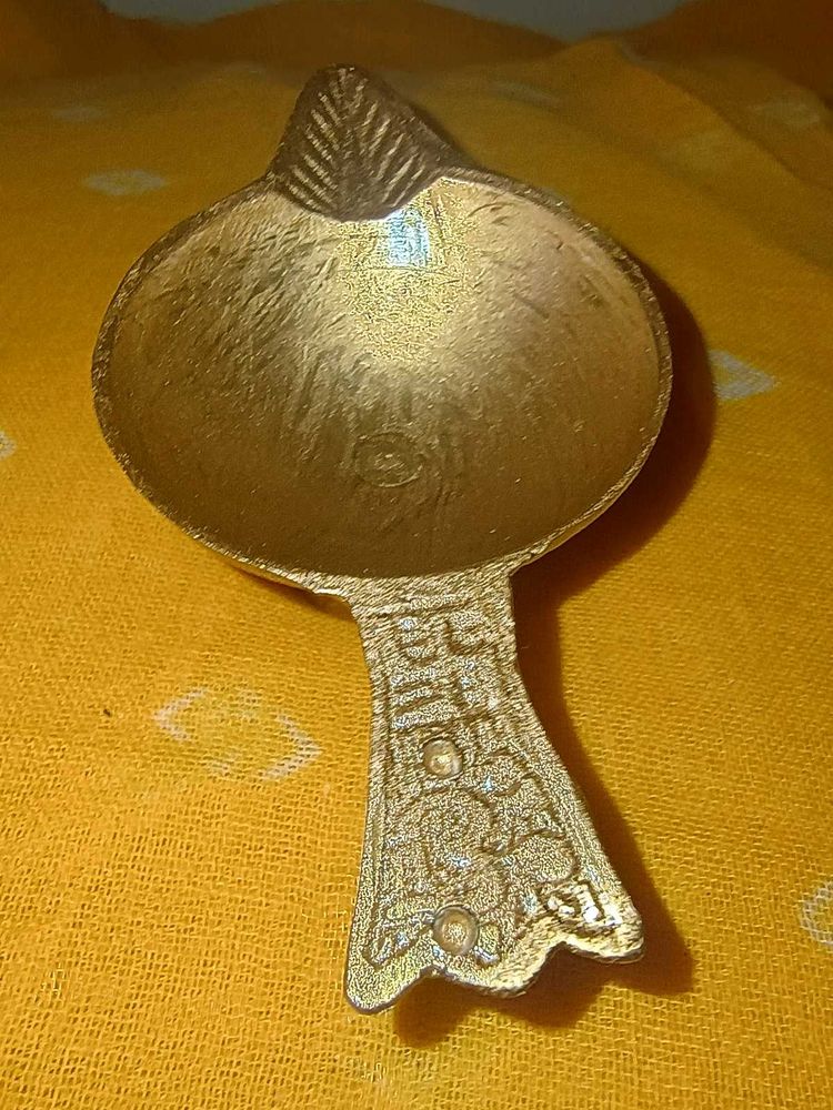 Vintage Brass Oil Lamp i &amp; Ganti