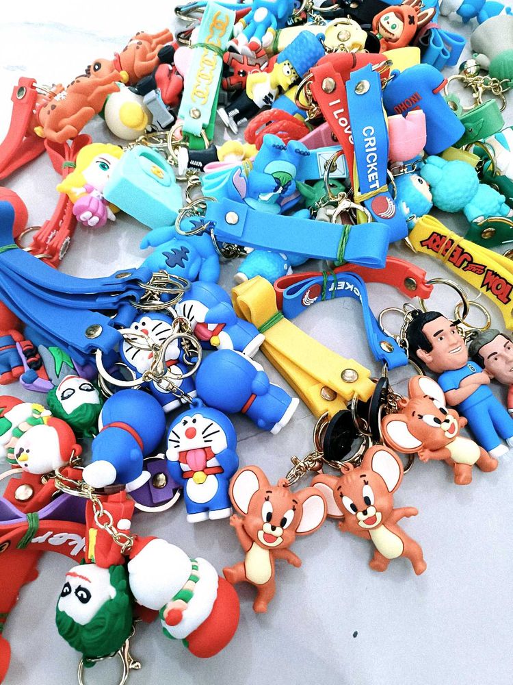 Pack Of 20, Cartoon Character Keychains, (New)