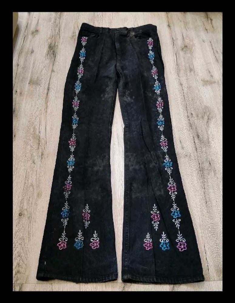 Embroidered Flare Jeans