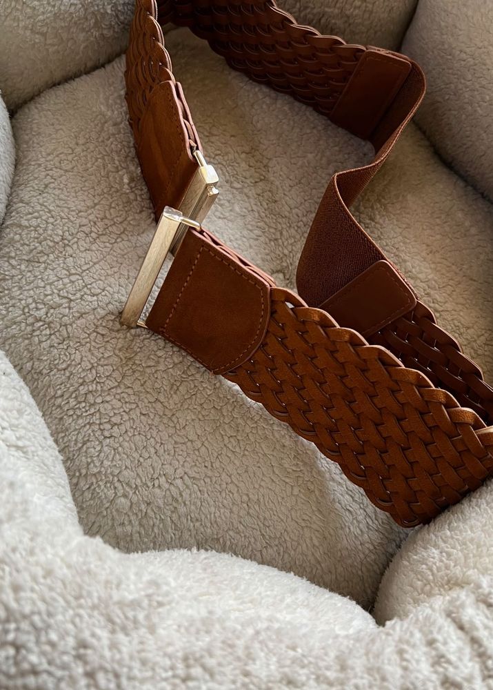 H&amp;M Art Suede Belt