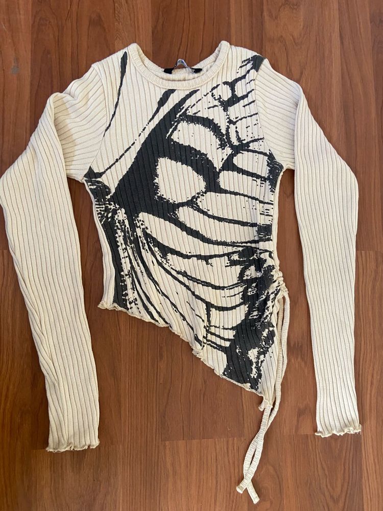 Ribbed Butterfly Print Asymmetrical Top