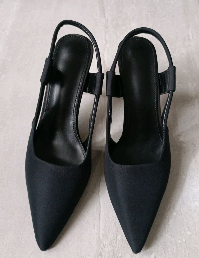 Zara First Copy Black Court Heels (BRAND NEW)