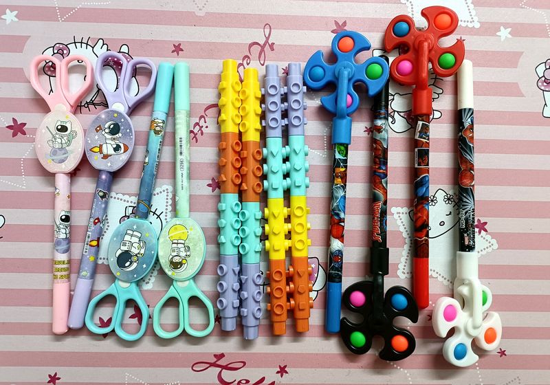 12 New Design Pens (Scissor,Block,Spinner)