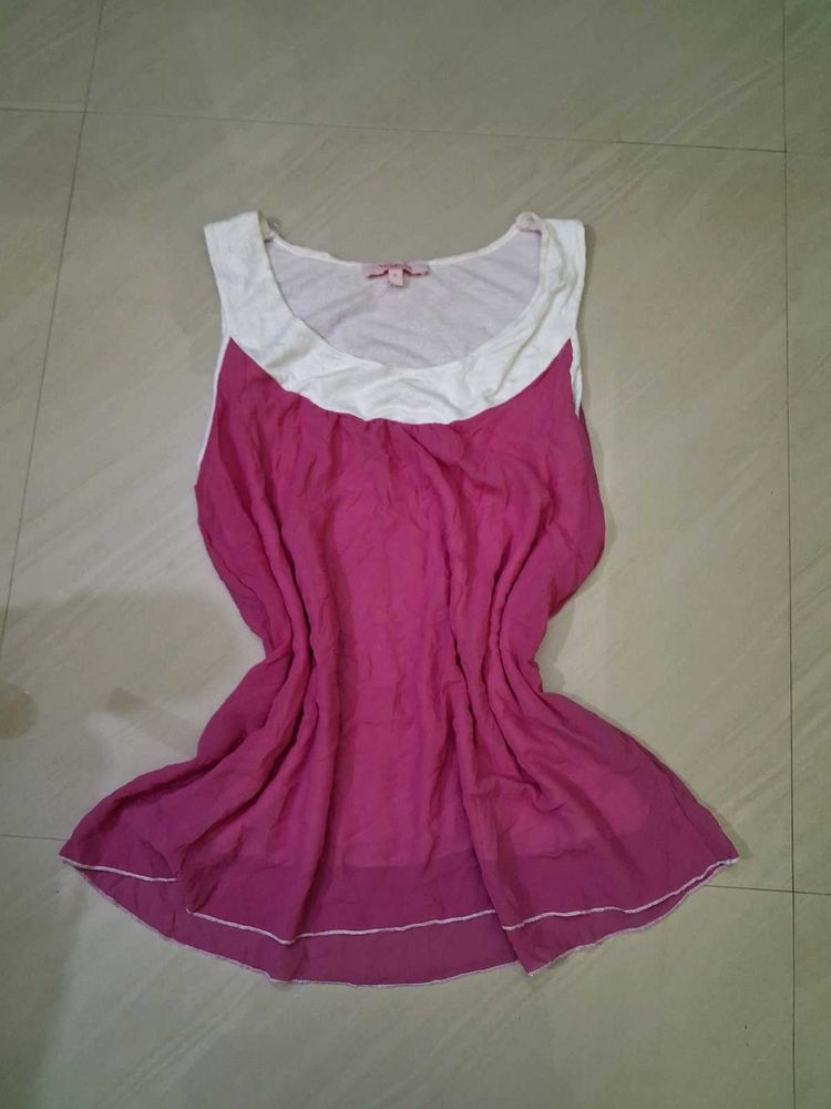 Chic Pink &amp; White Sleeveless Top