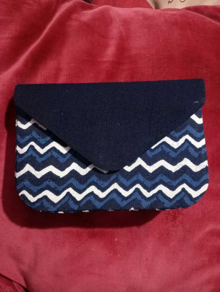 (Customisation Avl) Handmade Sling💙
