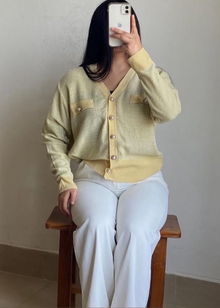 Korean Elegant Knit Cardigan💛❤️
