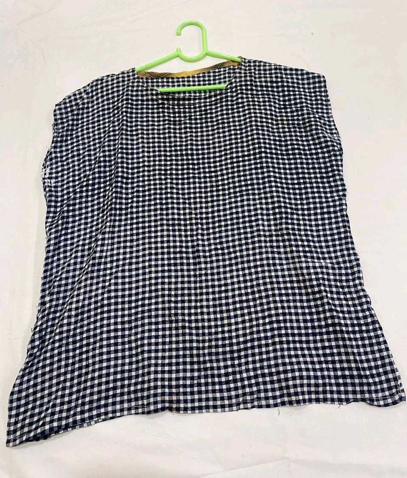 Chic Gingham Check Top