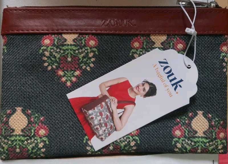 Zouk Clutch with Floral Print