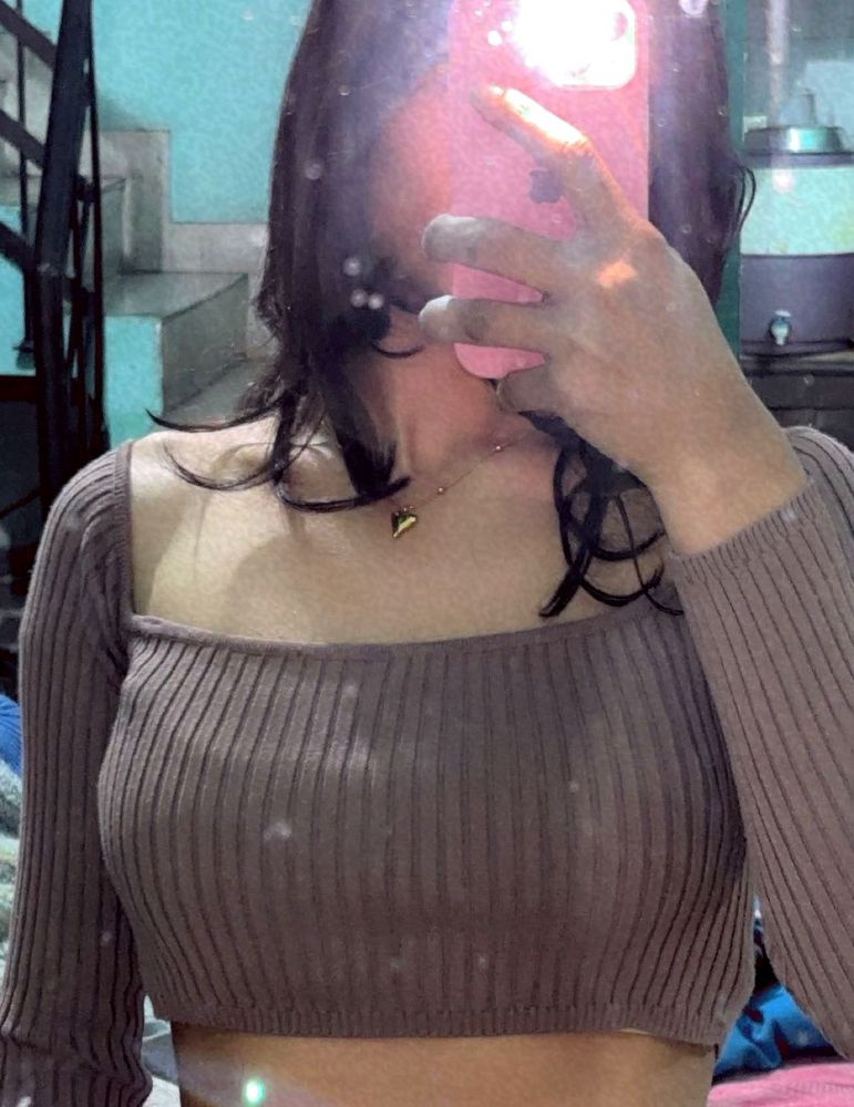 Ribbed Long Sleeve Crop Top