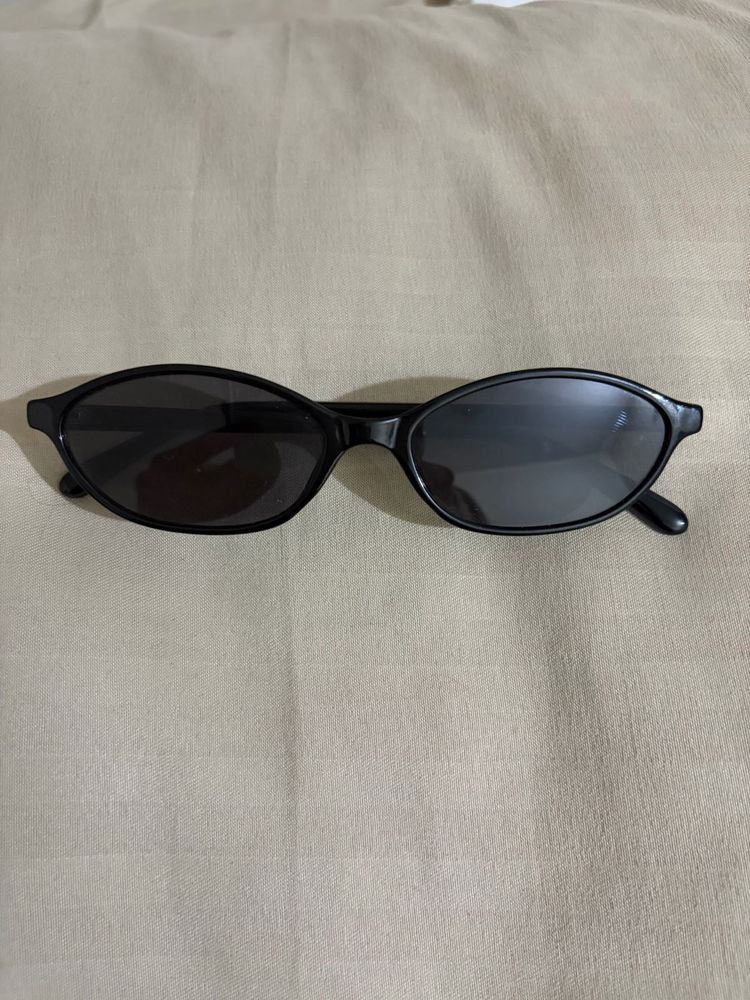 H&amp;m oval sunglasses