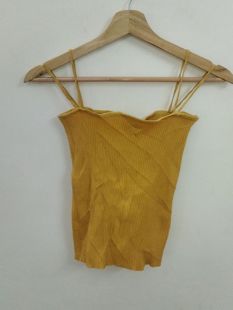 🌼KNITTED CROP TOPS🌼