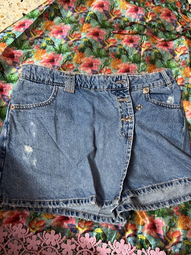 Denim Shorts Divider