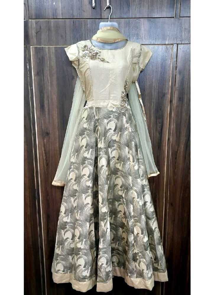Elegant Ethnic Gown with Dupatta