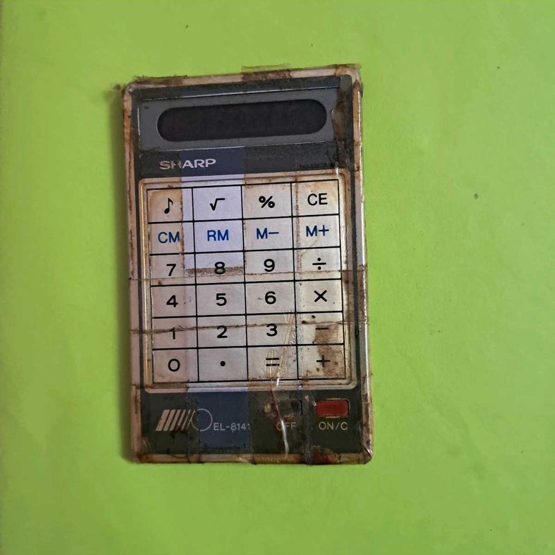 Vintage Sharp EL-814 Calculator