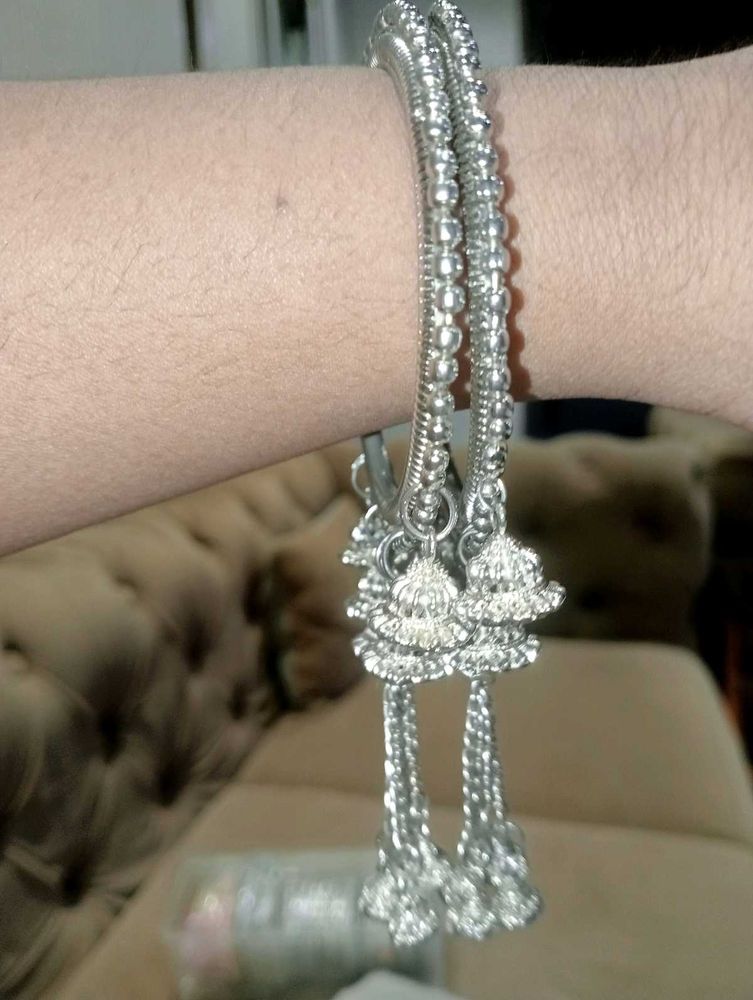Silver Oxidised Metal Latkan Kada