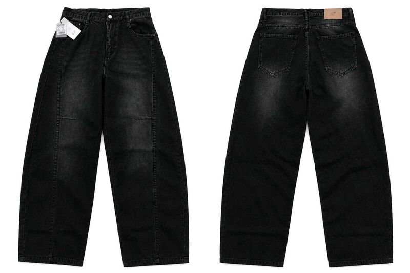 black barrel fit baggy jeans for both Men &amp; women