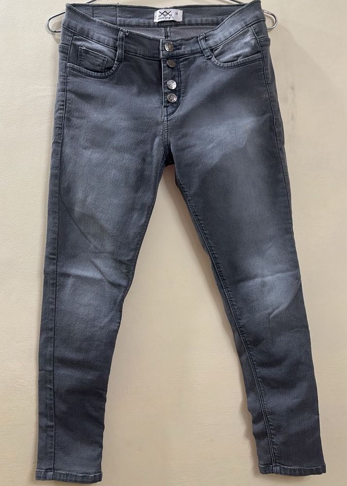 Women's Grey Textured Button-Fly Jeans