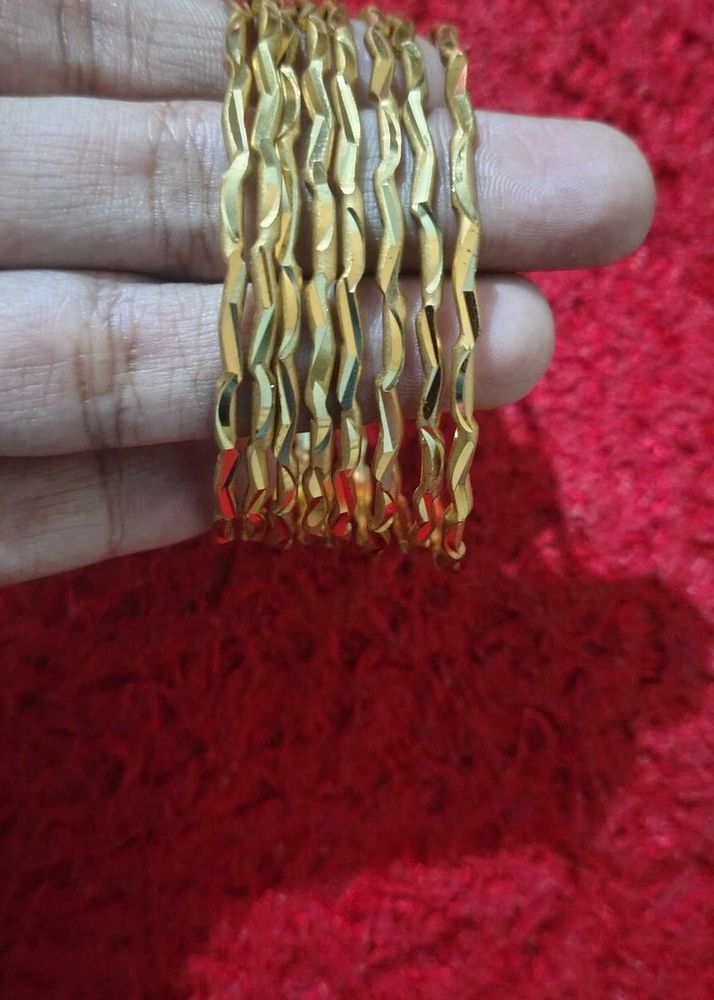 Set of 6 Gold-Tone Bangles