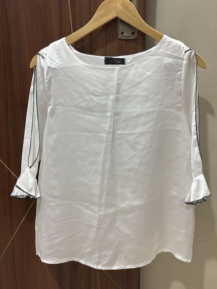 Elegant White Cold Shoulder Top