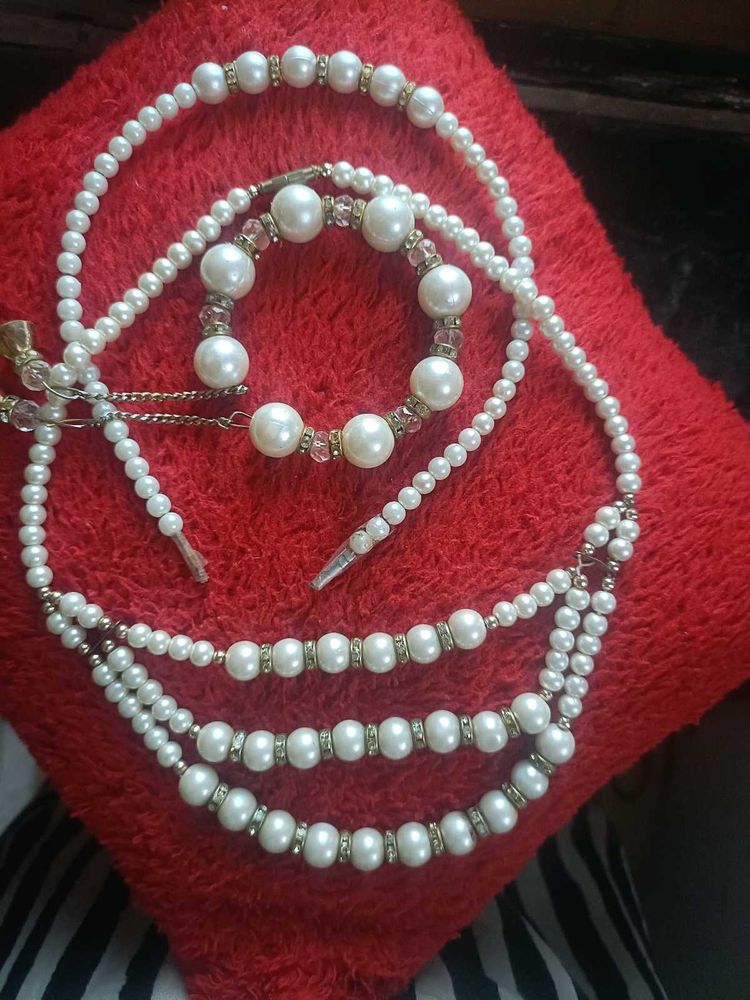 Vintage Pearl Necklace &amp; Bracelet Set