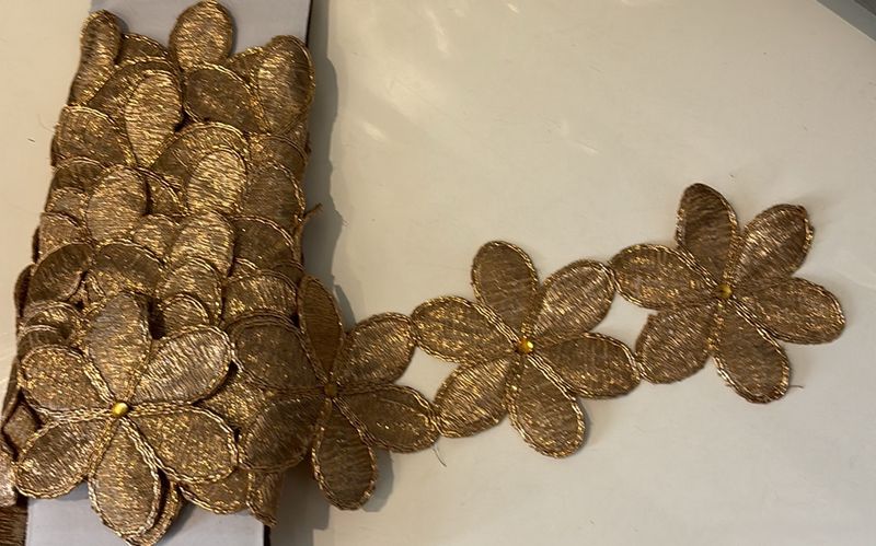 2.5 Meter Flower Lace