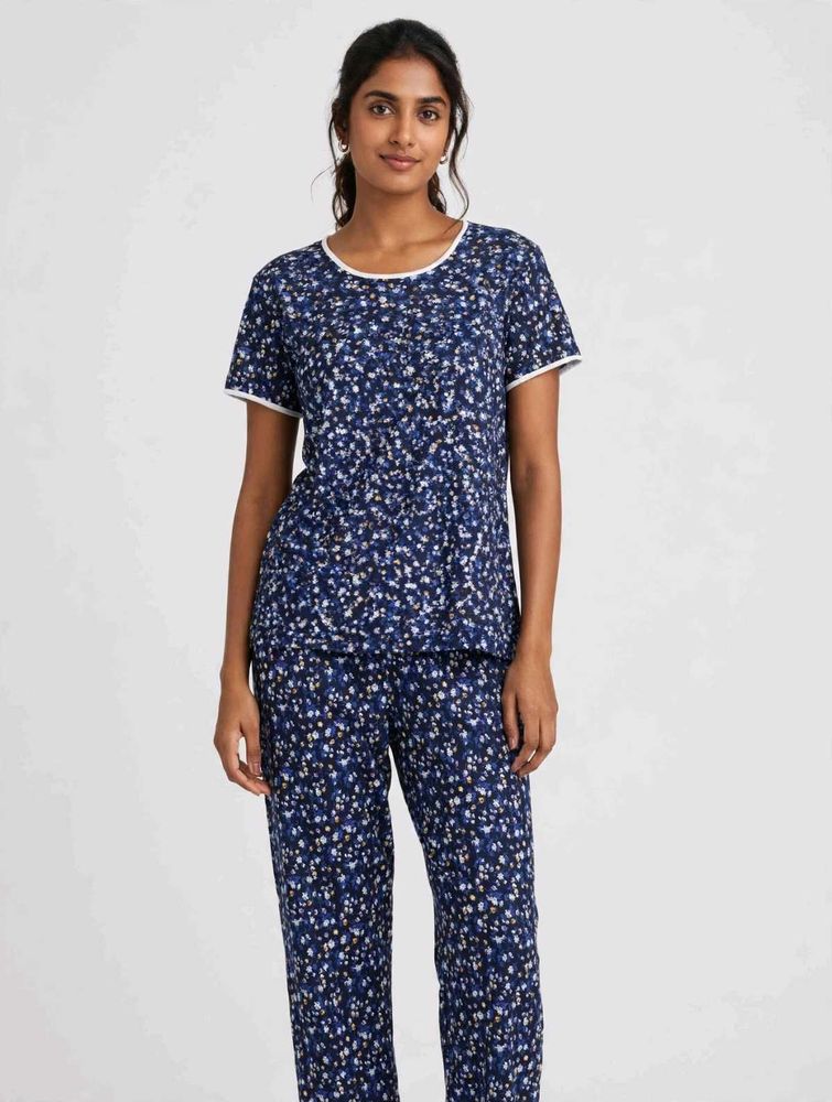*Navy Blue Floral Print Cotton Night Suit for Wome