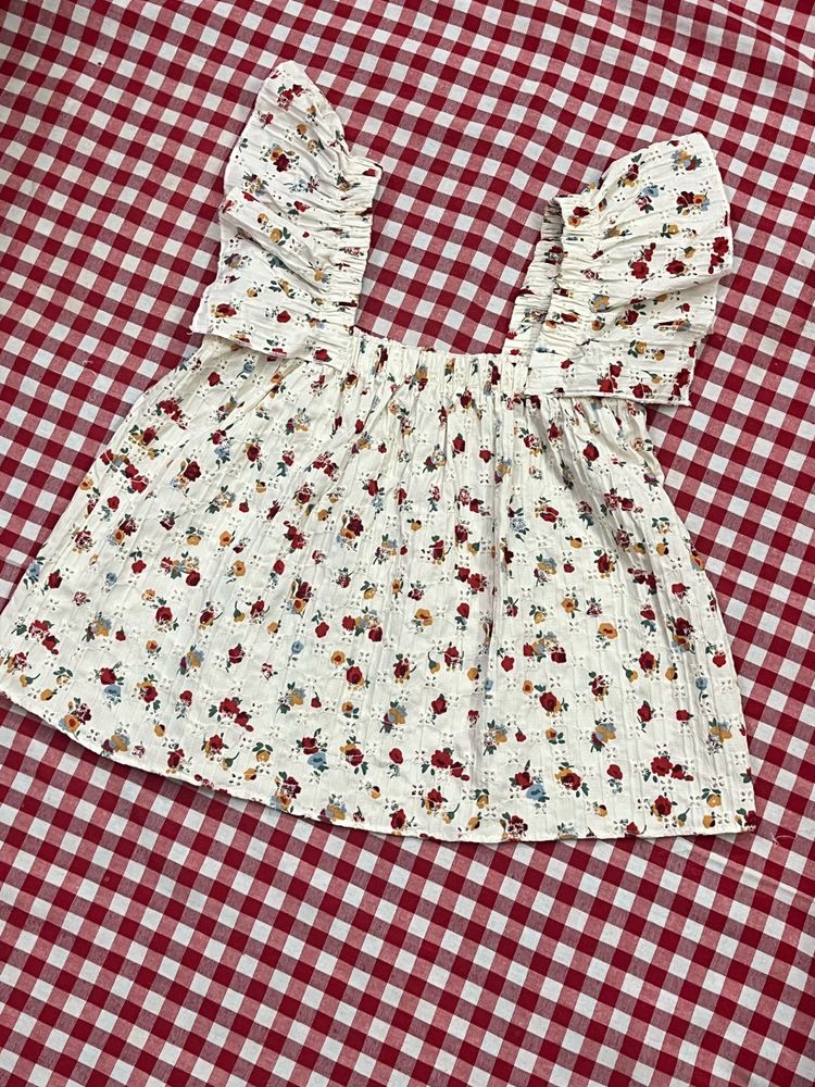 Floral Ruffle Sleeve Top