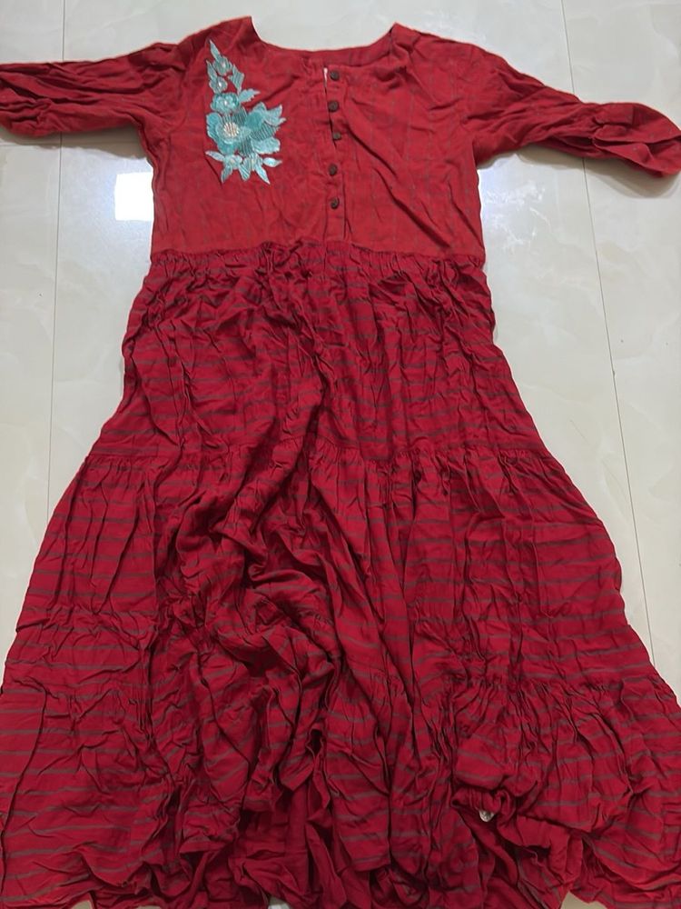 Red Embroidered Kurta