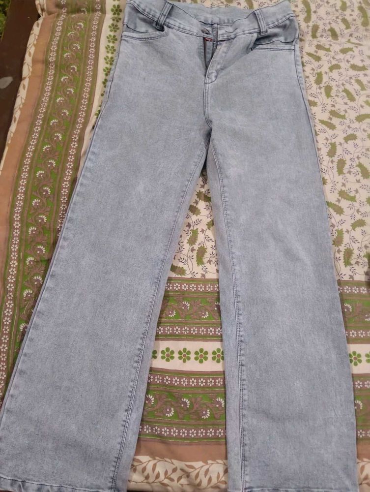 Light Wash Wide Leg Jeans