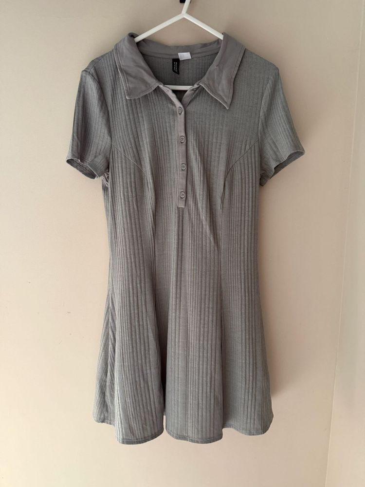 H&amp;M Grey Ribbed Collared Dress