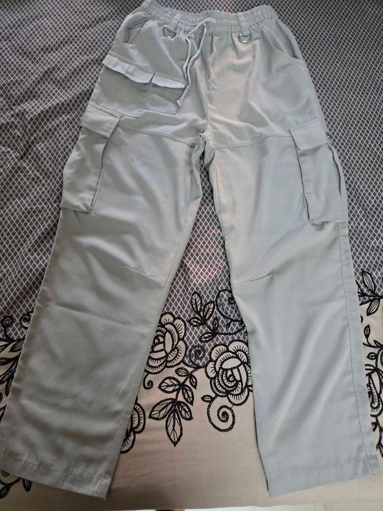 Lightweight Cargo Pants