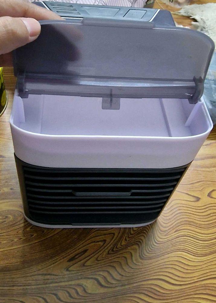 Mini portable USB powered Ac