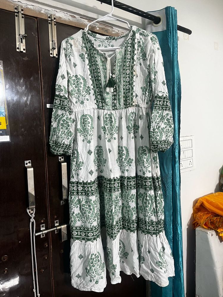 Boho Chic White &amp; Green Print Dress