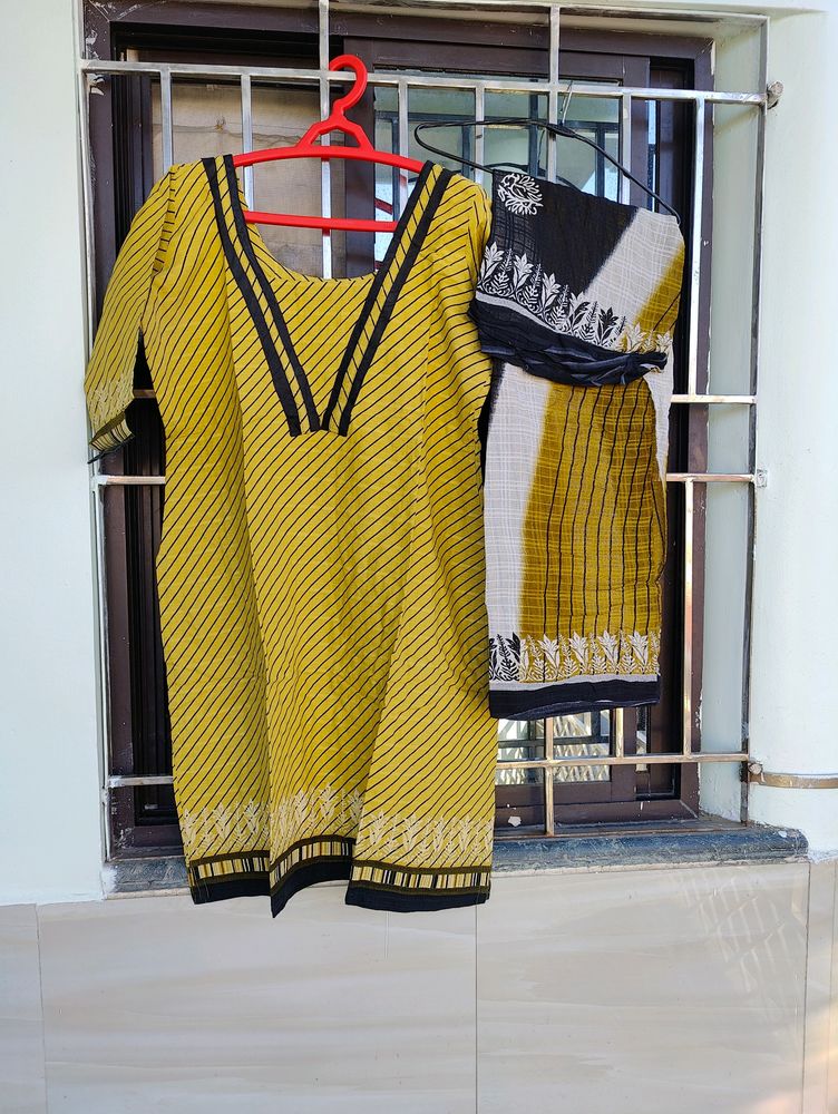 Olive Green Kurti With Dupatta