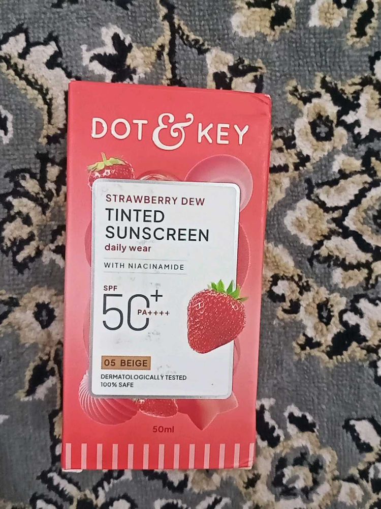 Dot &amp; Key Strawberry Dew Tinted Sunscreen SPF 50