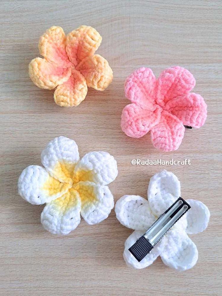 Crochet 2 Flower Hair Clips