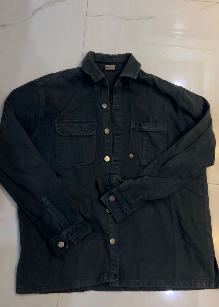 Classic Men's Dark Button-Up Shirt