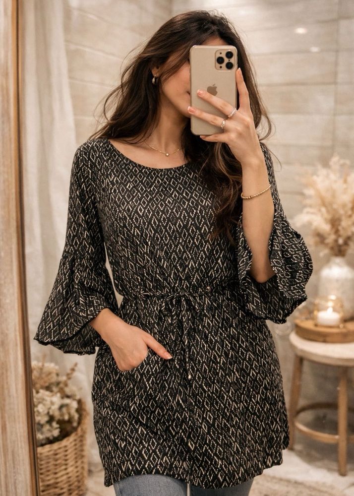 ZARA Elegant Black Patterned Tunic Top