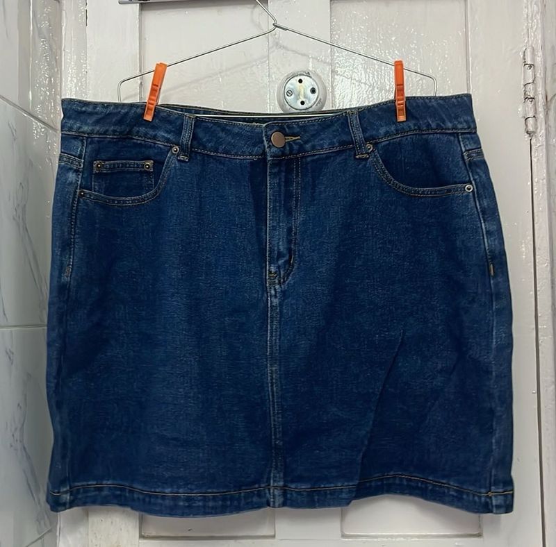 Denim mini skirt for plus size women