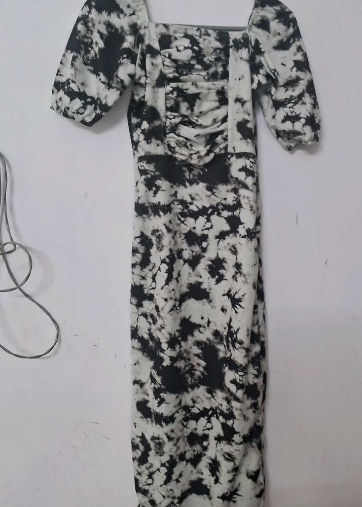 Stylish Tie-Dye long midi Dress stretchable