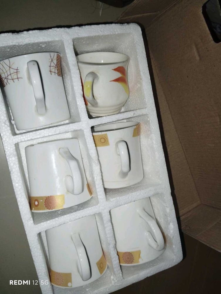 Vintage Coffee Cup Set