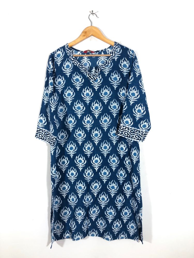 Blue&amp;White Printed Kurtas(Women’s)