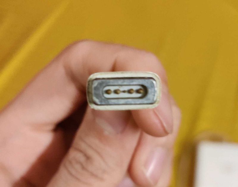 Apple original magsafe 1 charger