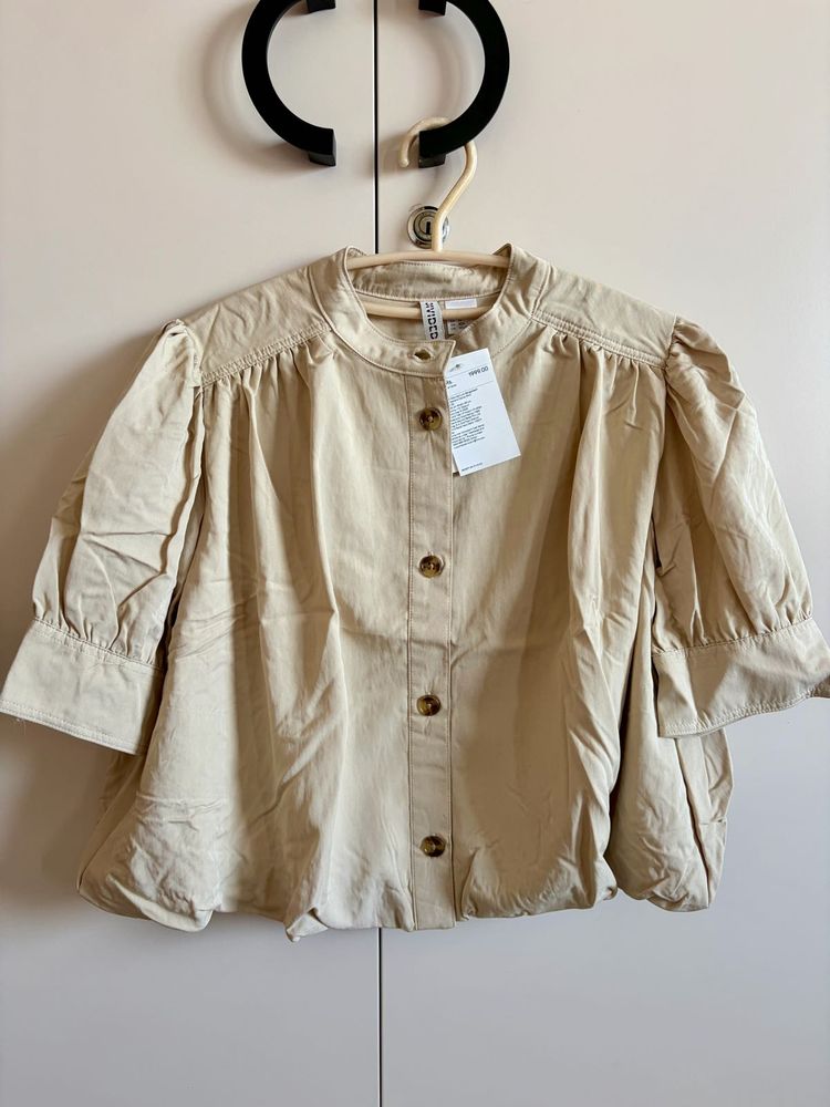 H&amp;M Beige Top
