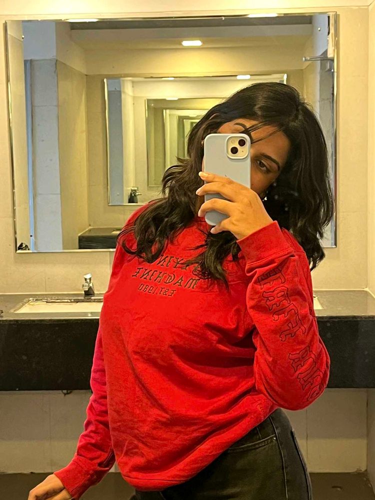 Red Long Sleeve sweatshirt for winters