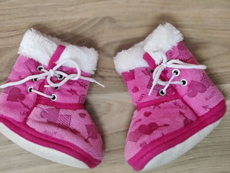 Shoes for 6 months to 1 year baby