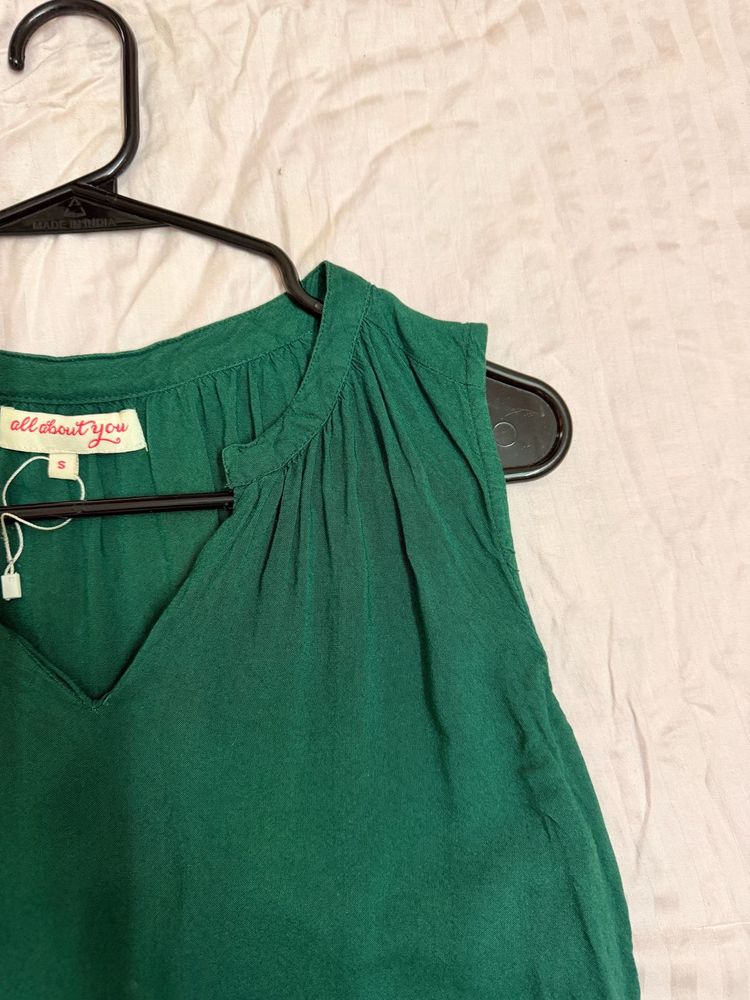 Emerald Green Sleeveless Top