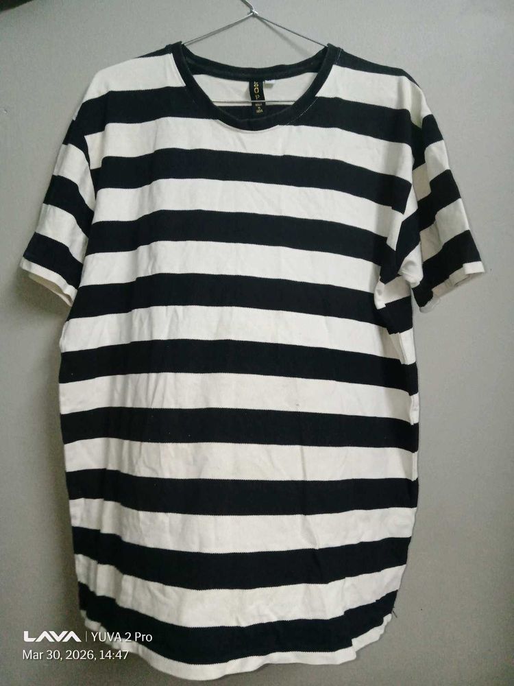 Striped Round Neck T-Shirt