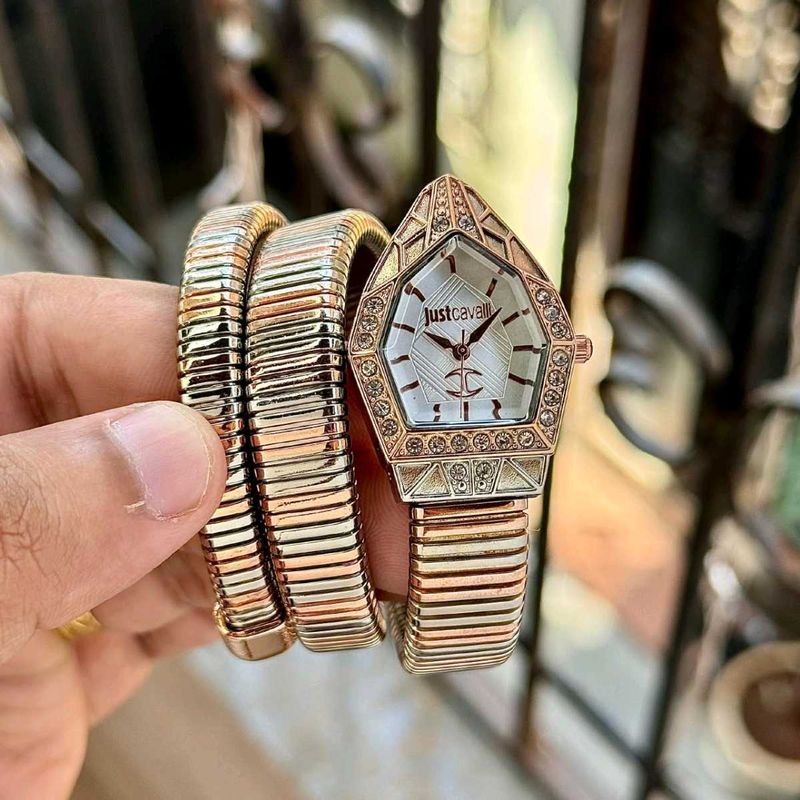 JUST CAVALLI SERPENTINE – THE ICON OF ITALIAN GLAM
