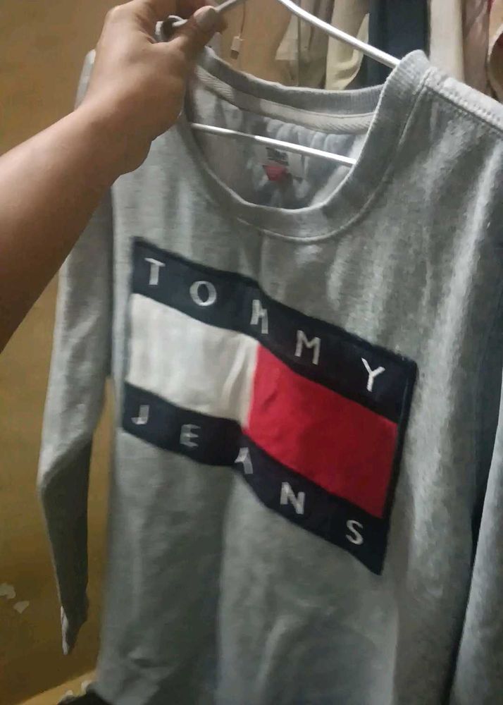 Tommy Jeans Grey Sweatshirt